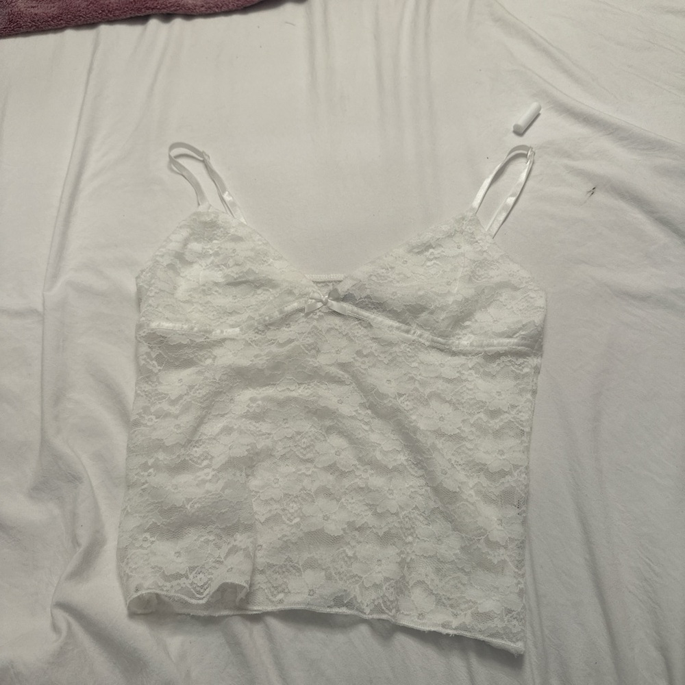 Edikted white sheer lace top, in size: Small, in perfect condition